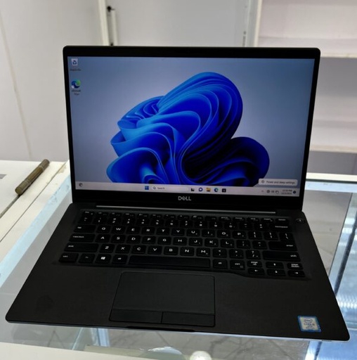 [dell 7400 i5 8th 8/256 14"T.s ] DELL LATITUDE 7400| INTEL CORE I5| 8GB RAM |256GB SSD|8TH GENERATION|14 INCH DISPLAY |WINDOWS 11 PRO